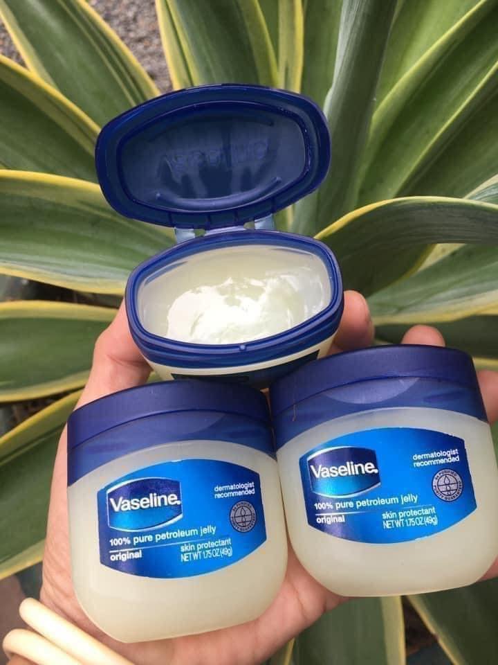Sáp Dưỡng Vaseline 49g Của Mỹ