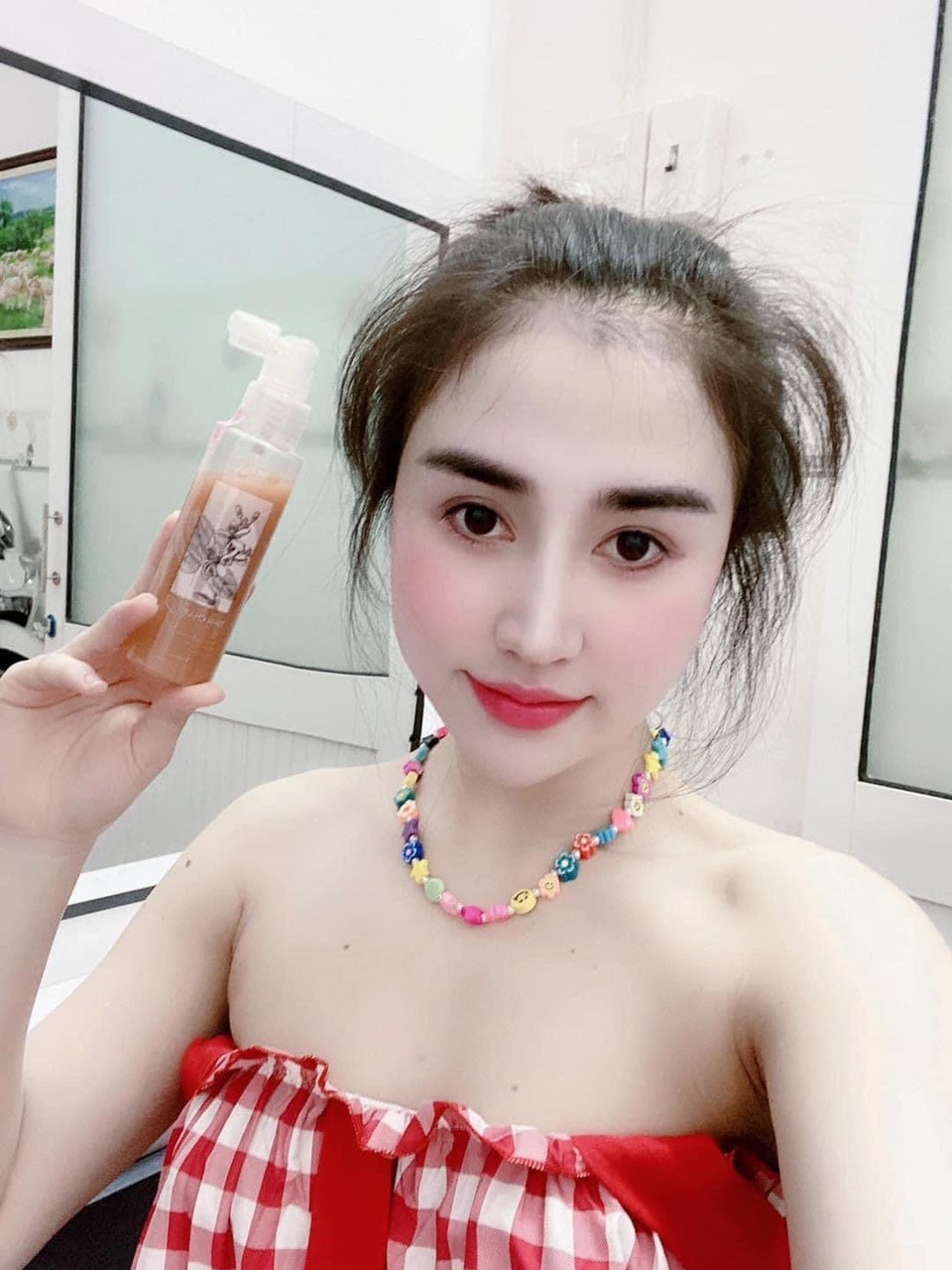 Hết gãy rụng hư tổn khô xơ nhờ Tinh Dầu Sả Bưởi
