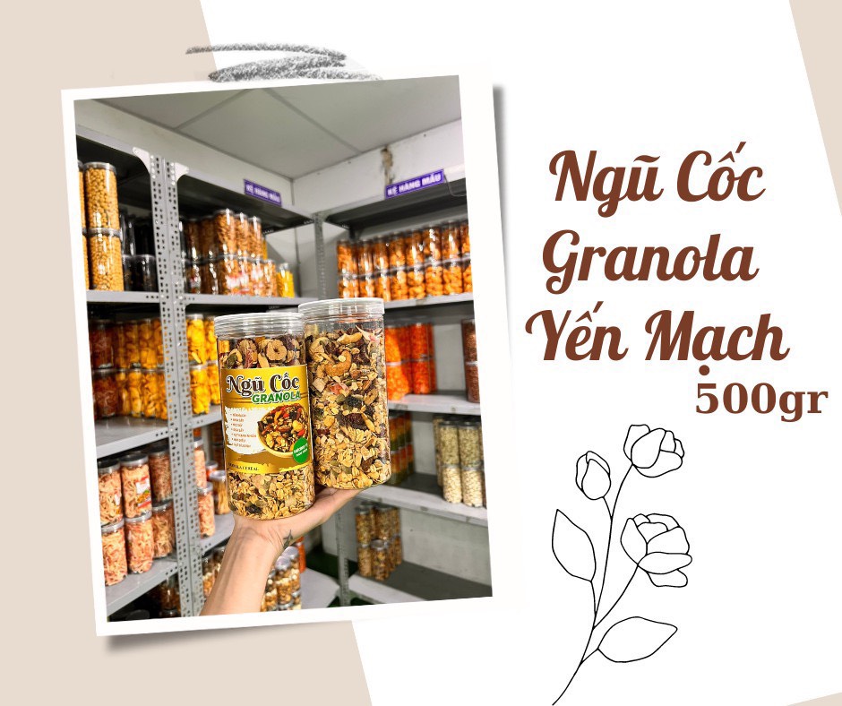 Tết này shop em có bán thêm đồ ăn vặt nha khách có đầy đủ các món luôn ạ