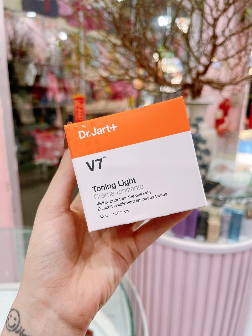 Kem V7 mẫu mới 2023 Hộp  giấy