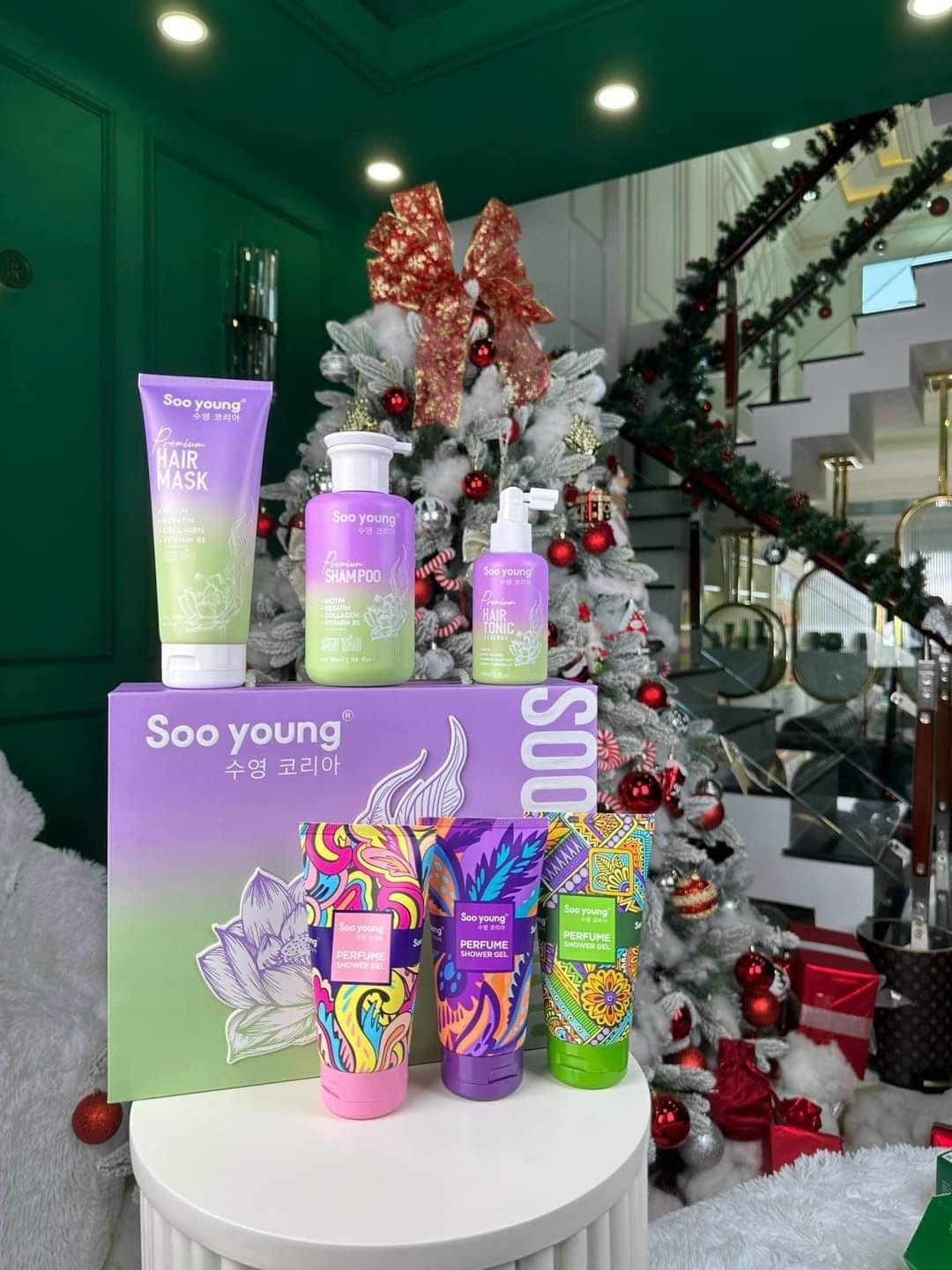 Giải pháp cứu cánh cho cô nàng hiện đại cùng Combo chăm sóc tóc Sen Tảo SooYoung