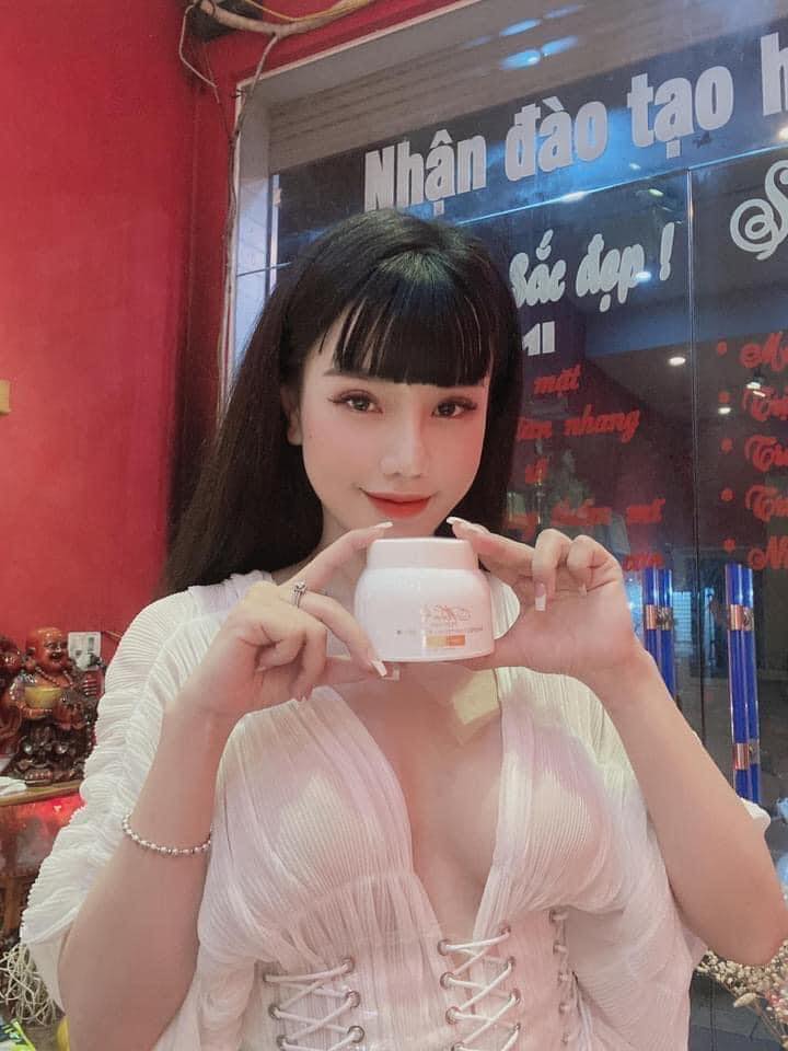 Kem body mềm nước hoa đẹp như hot girl