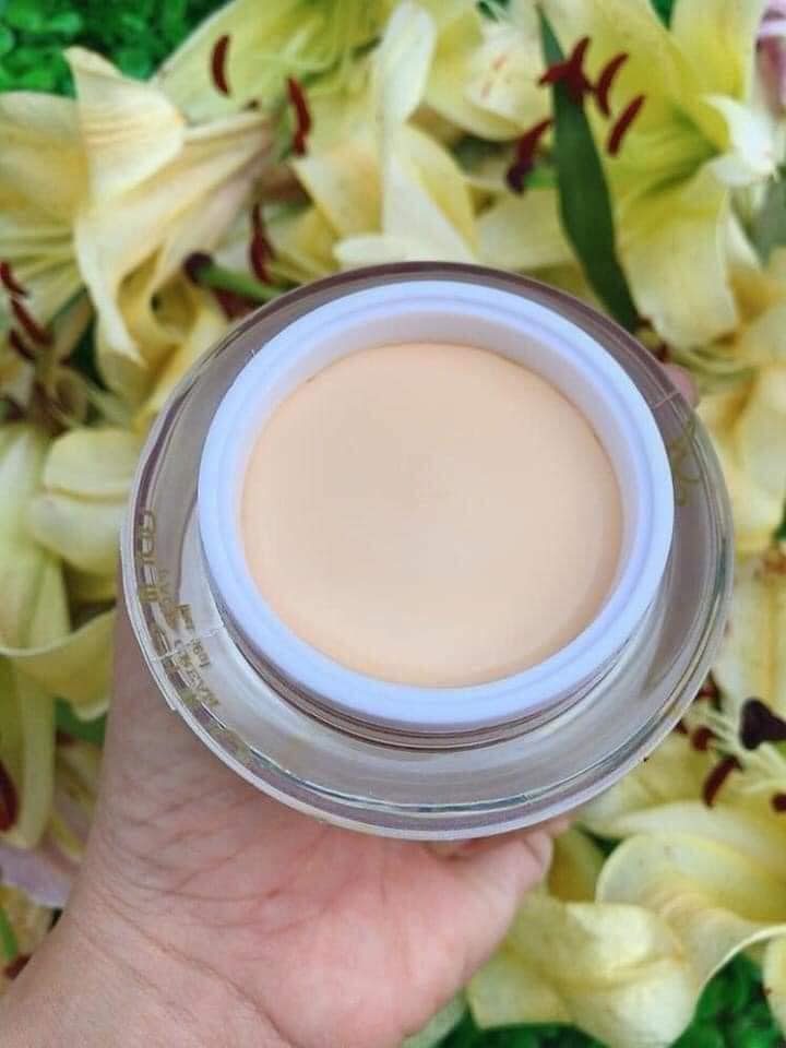 Nhìn hộp Kem Face Pháp 2020 ngập Collagen đúng đã luôn