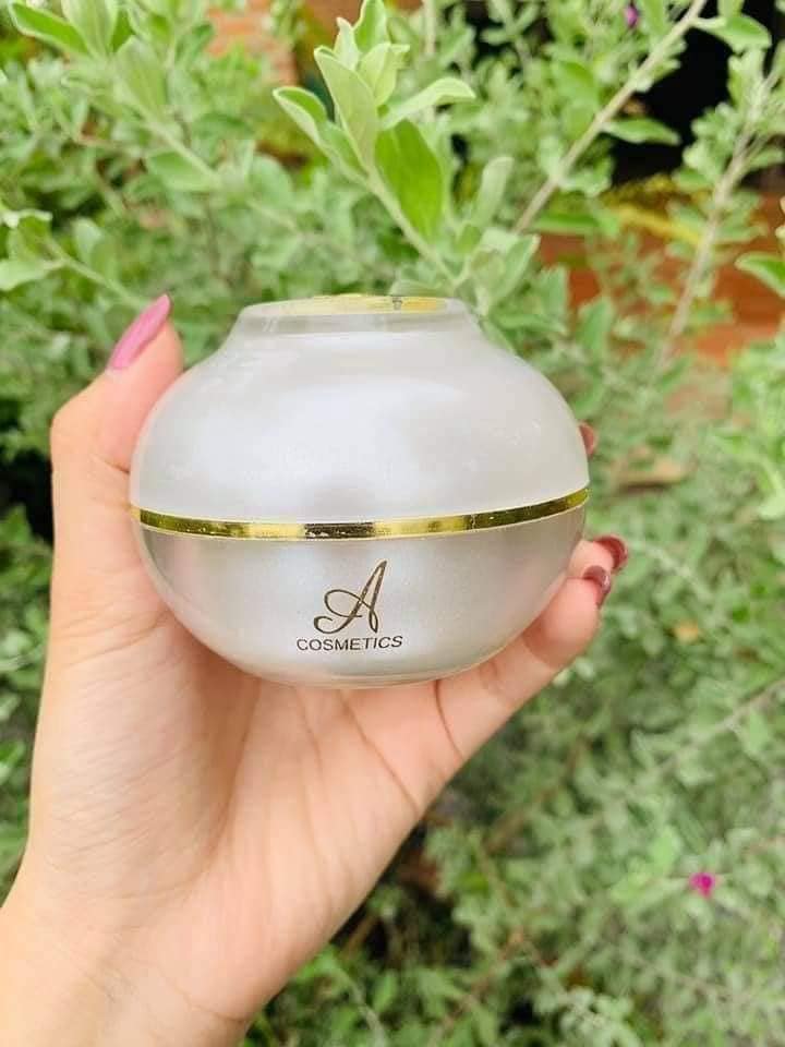 Nhìn hộp Kem Face Pháp 2020 ngập Collagen đúng đã luôn