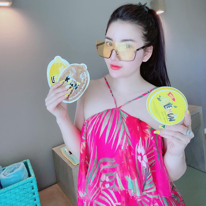 Vẫn là siêu phẩm - mỏng mượt như nước - mịn màng như băng của Kem Body Lemon!