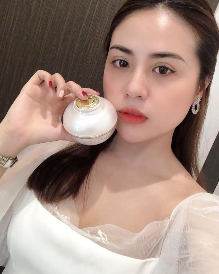 Chất Kem Face Pháp là kem nén nhưng là NÉN MỀM